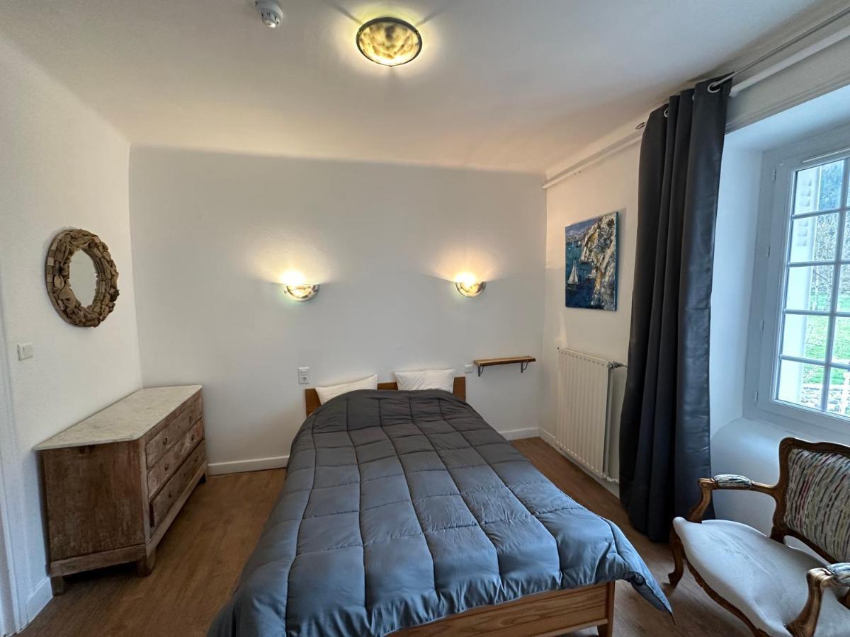 Goudet Hl Hotel De La Loire מראה חיצוני תמונה