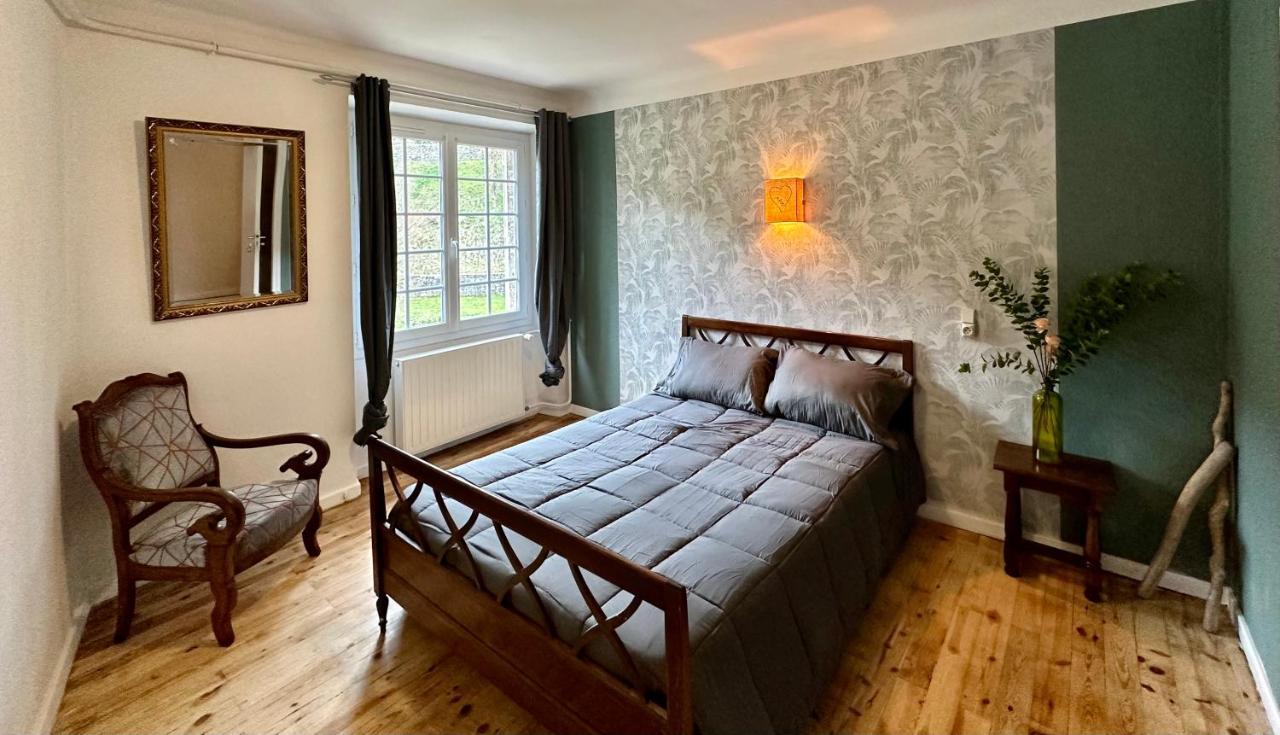 Goudet Hl Hotel De La Loire מראה חיצוני תמונה